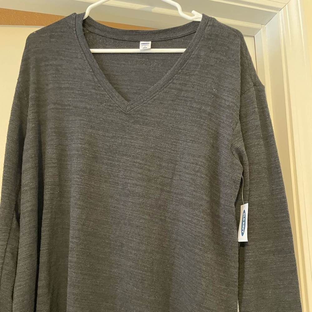 Old Navy nursing/maternity shirt